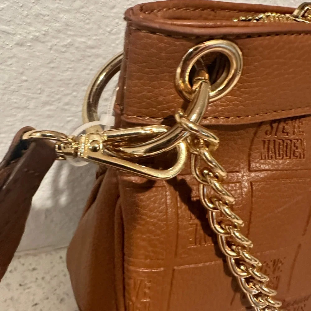 Steve Madden - Picture 5 of 10